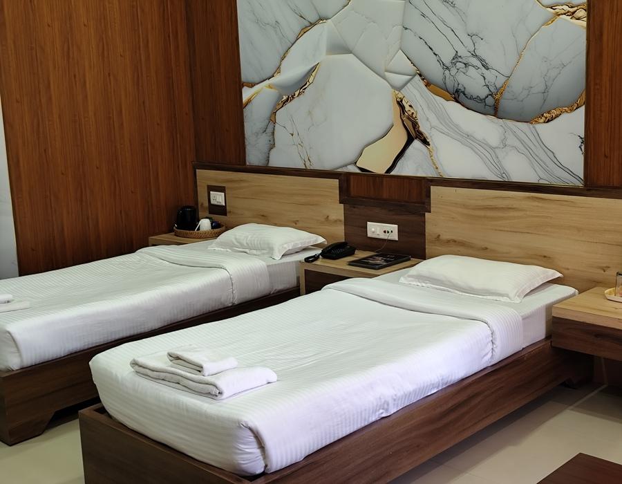 Standard Deluxe Room (Double)